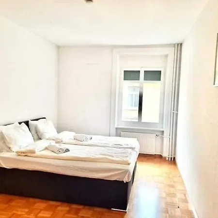 Spacious Flat Next To Hb Konrad Self Checkin Appartamento